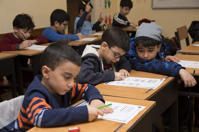 مدرسه پیشرو چگونه مدرسه ای است ؟